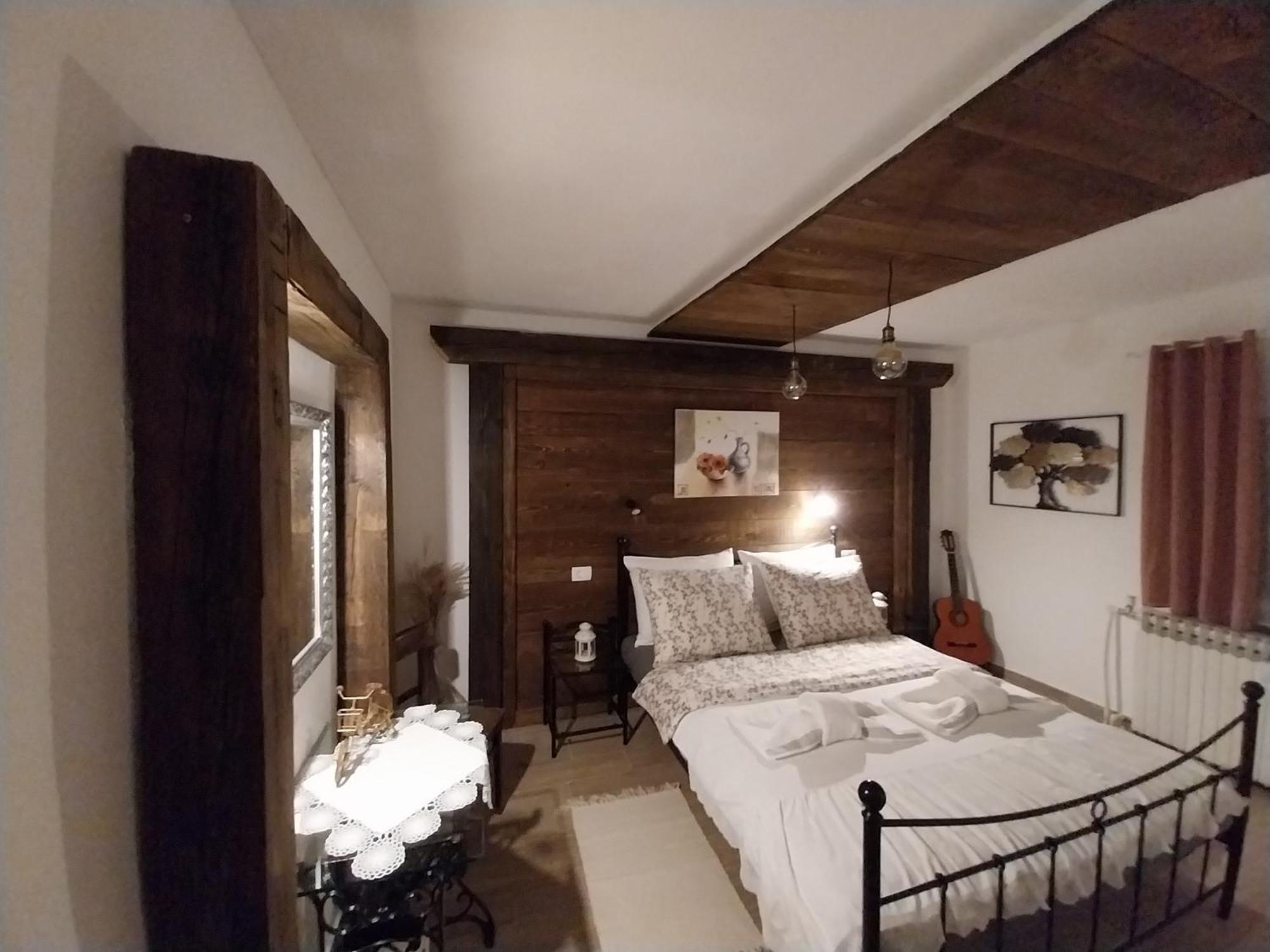 Apartment Ada Bed & Breakfast Gracac  Номер фото