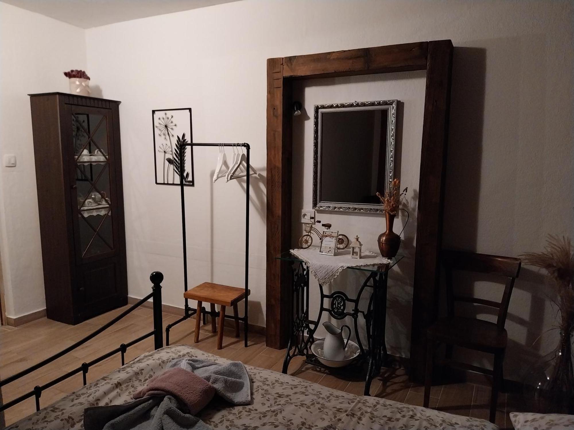 Apartment Ada Bed & Breakfast Gracac  Номер фото