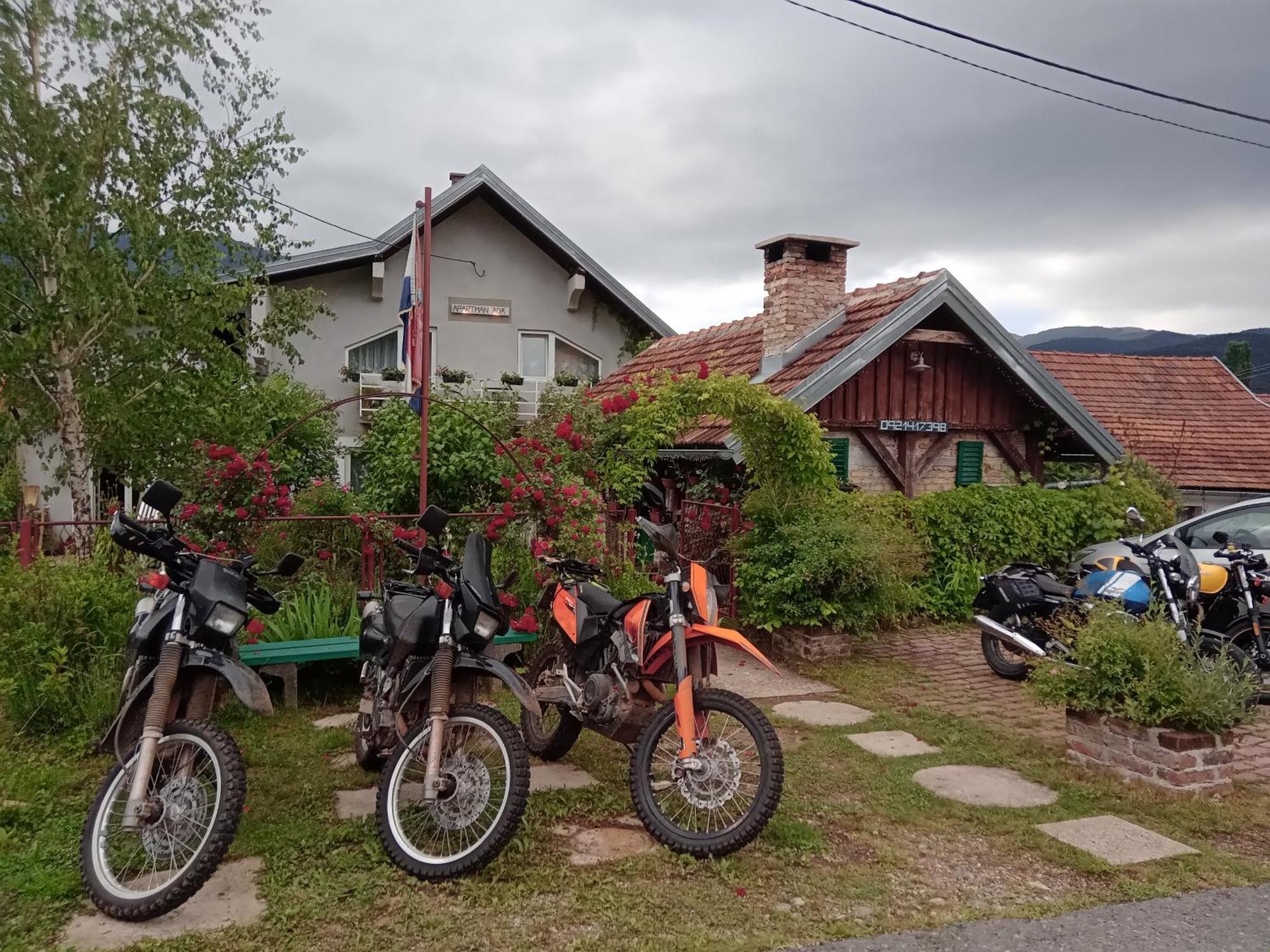Apartment Ada Bed & Breakfast Gracac  Номер фото